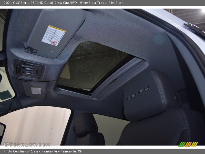 White Frost Tricoat / Jet Black 2021 GMC Sierra 2500HD Denali Crew Cab 4WD