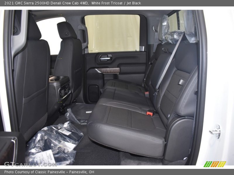 White Frost Tricoat / Jet Black 2021 GMC Sierra 2500HD Denali Crew Cab 4WD