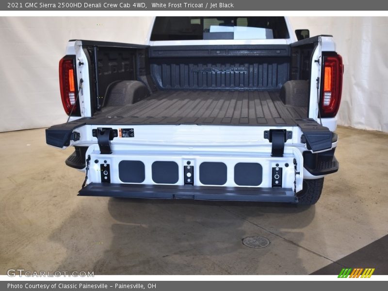 White Frost Tricoat / Jet Black 2021 GMC Sierra 2500HD Denali Crew Cab 4WD