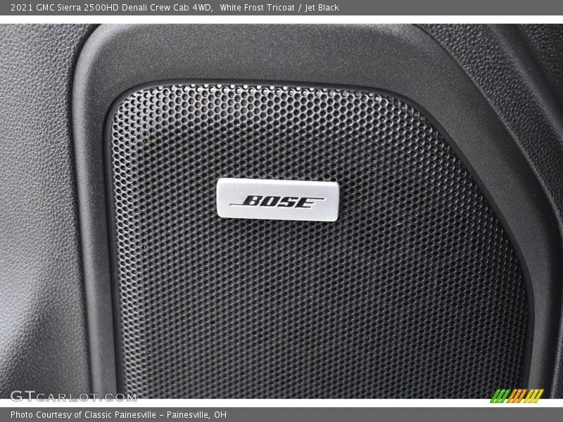 White Frost Tricoat / Jet Black 2021 GMC Sierra 2500HD Denali Crew Cab 4WD