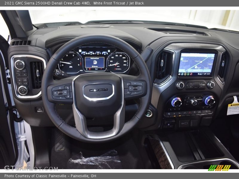 White Frost Tricoat / Jet Black 2021 GMC Sierra 2500HD Denali Crew Cab 4WD