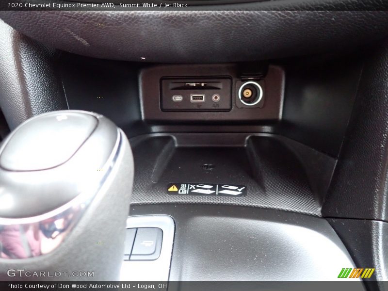 Summit White / Jet Black 2020 Chevrolet Equinox Premier AWD