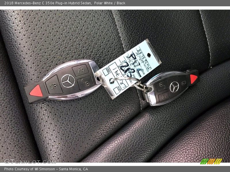 Polar White / Black 2018 Mercedes-Benz C 350e Plug-in Hybrid Sedan