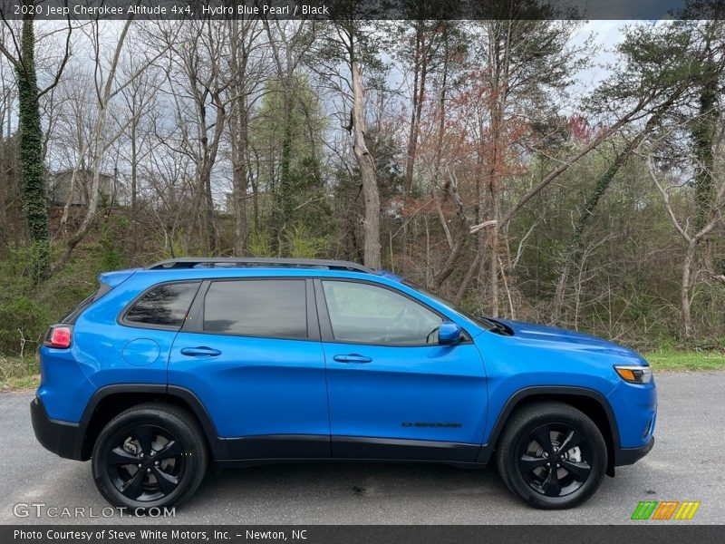 Hydro Blue Pearl / Black 2020 Jeep Cherokee Altitude 4x4