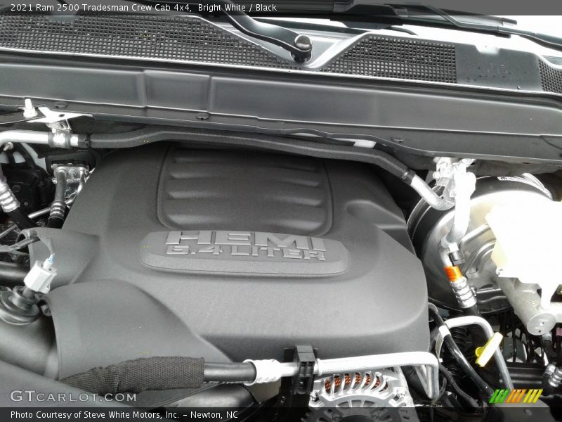 Bright White / Black 2021 Ram 2500 Tradesman Crew Cab 4x4