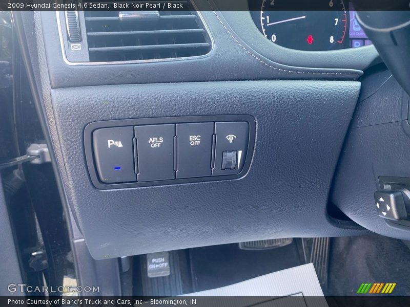 Black Noir Pearl / Black 2009 Hyundai Genesis 4.6 Sedan