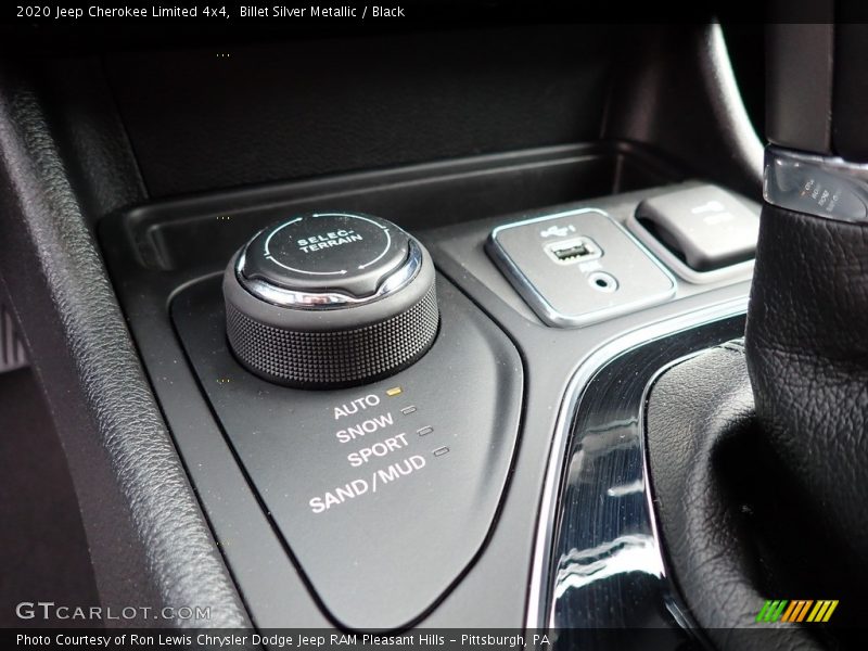 Billet Silver Metallic / Black 2020 Jeep Cherokee Limited 4x4