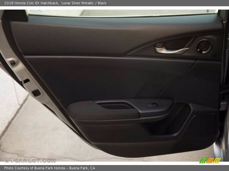 Lunar Silver Metallic / Black 2018 Honda Civic EX Hatchback