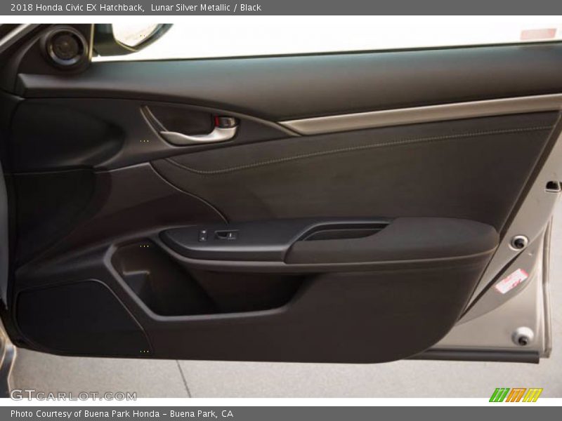 Lunar Silver Metallic / Black 2018 Honda Civic EX Hatchback
