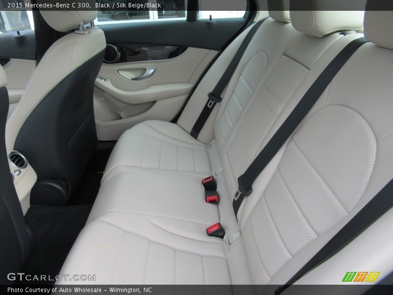 Black / Silk Beige/Black 2015 Mercedes-Benz C 300