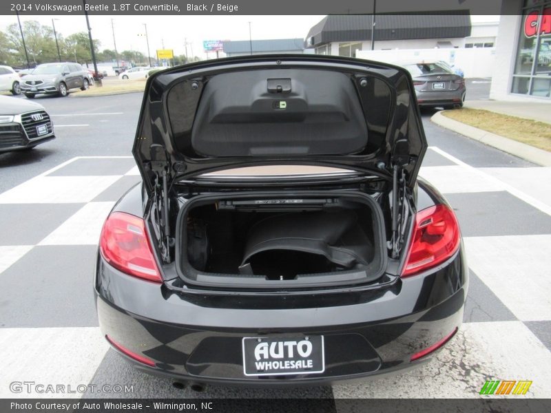 Black / Beige 2014 Volkswagen Beetle 1.8T Convertible