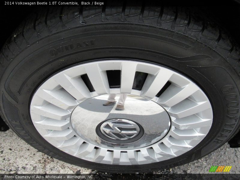 Black / Beige 2014 Volkswagen Beetle 1.8T Convertible
