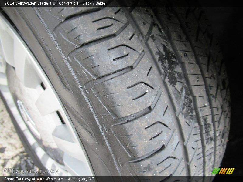 Black / Beige 2014 Volkswagen Beetle 1.8T Convertible
