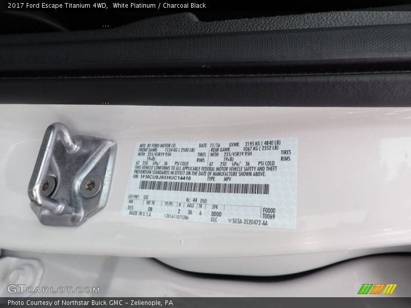 White Platinum / Charcoal Black 2017 Ford Escape Titanium 4WD