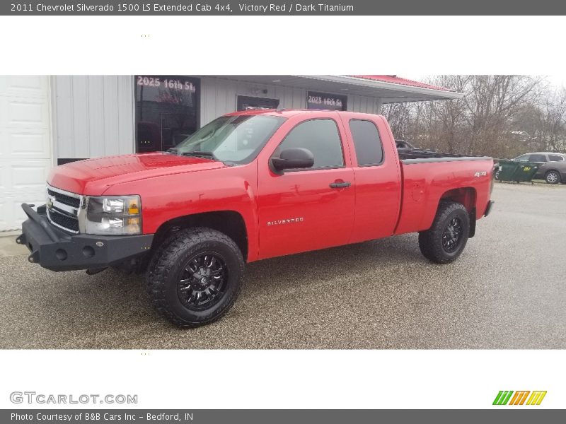 Victory Red / Dark Titanium 2011 Chevrolet Silverado 1500 LS Extended Cab 4x4
