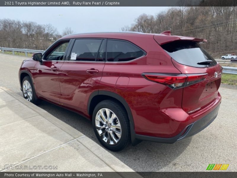 Ruby Flare Pearl / Graphite 2021 Toyota Highlander Limited AWD