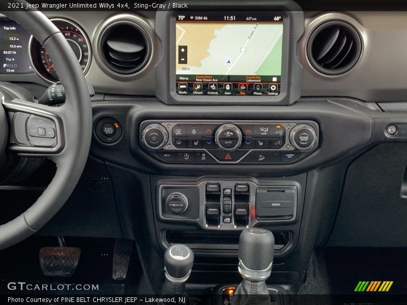 Sting-Gray / Black 2021 Jeep Wrangler Unlimited Willys 4x4