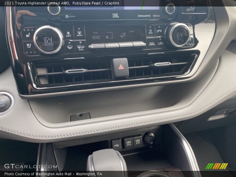 Ruby Flare Pearl / Graphite 2021 Toyota Highlander Limited AWD