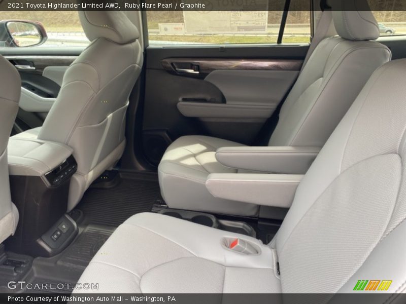 Ruby Flare Pearl / Graphite 2021 Toyota Highlander Limited AWD