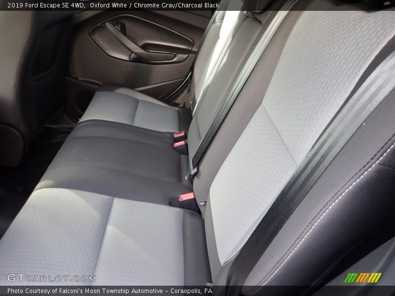 Oxford White / Chromite Gray/Charcoal Black 2019 Ford Escape SE 4WD