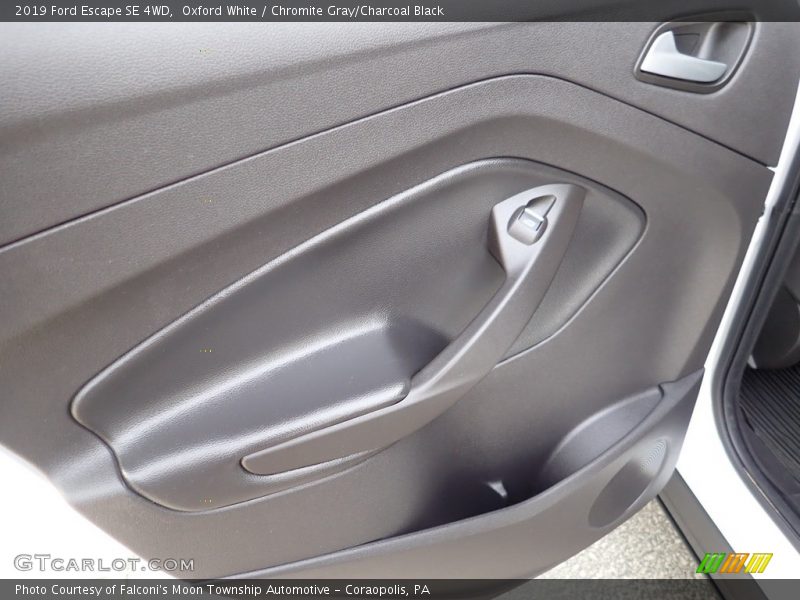 Oxford White / Chromite Gray/Charcoal Black 2019 Ford Escape SE 4WD