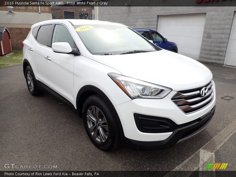 Front 3/4 View of 2016 Santa Fe Sport AWD