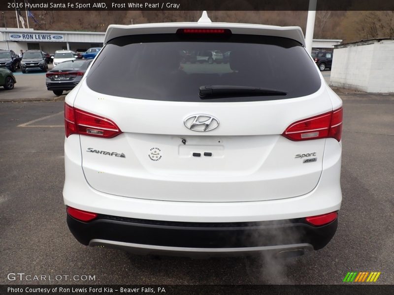 Frost White Pearl / Gray 2016 Hyundai Santa Fe Sport AWD