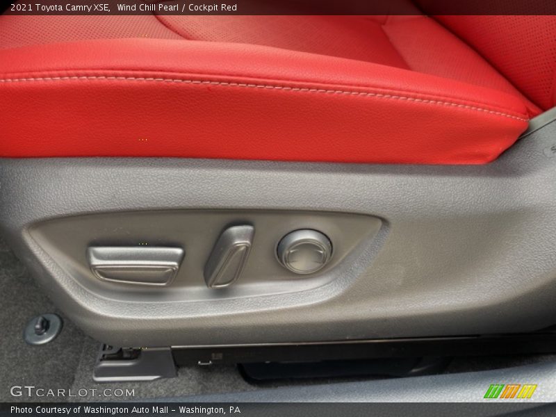 Wind Chill Pearl / Cockpit Red 2021 Toyota Camry XSE