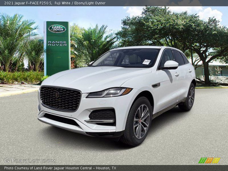 Fuji White / Ebony/Light Oyster 2021 Jaguar F-PACE P250 S