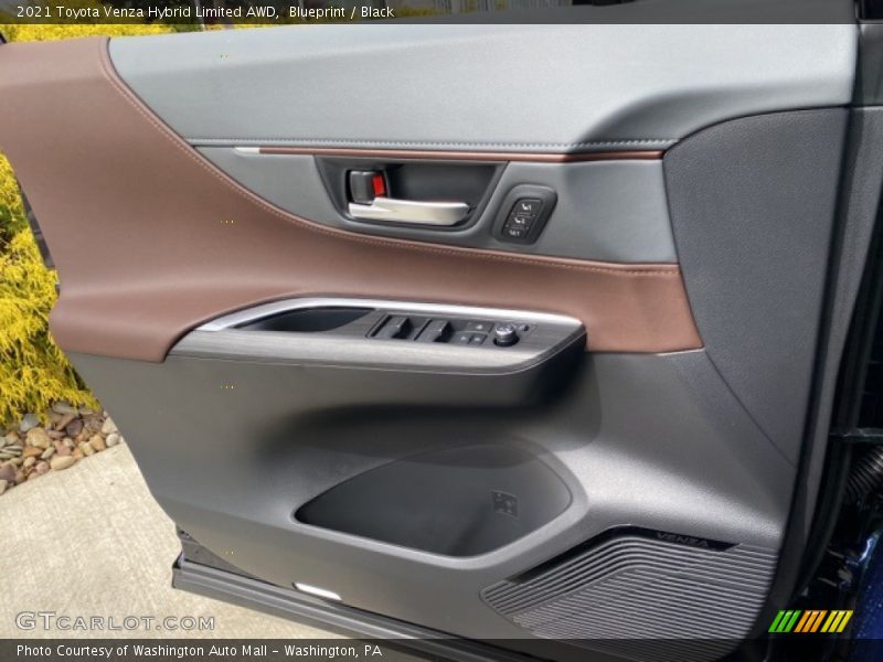 Blueprint / Black 2021 Toyota Venza Hybrid Limited AWD