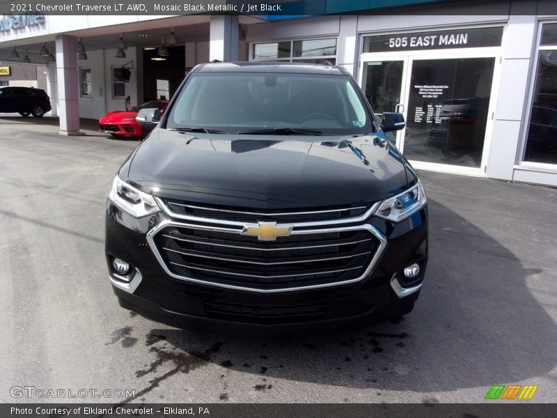 Mosaic Black Metallic / Jet Black 2021 Chevrolet Traverse LT AWD