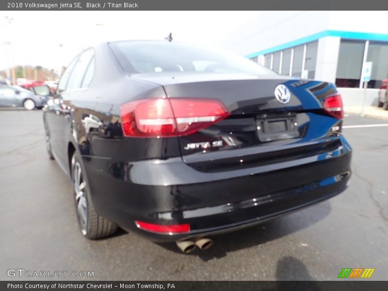 Black / Titan Black 2018 Volkswagen Jetta SE