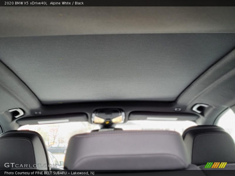 Alpine White / Black 2020 BMW X5 xDrive40i