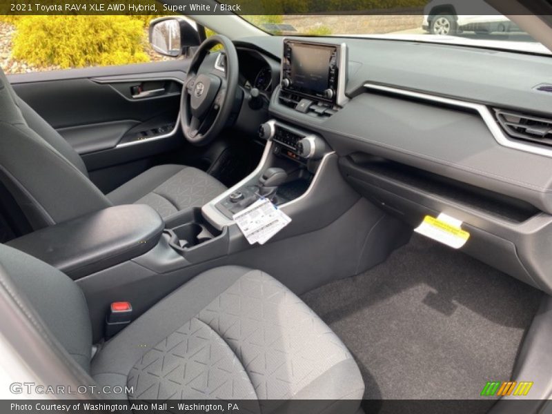 Super White / Black 2021 Toyota RAV4 XLE AWD Hybrid