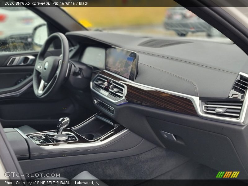 Alpine White / Black 2020 BMW X5 xDrive40i