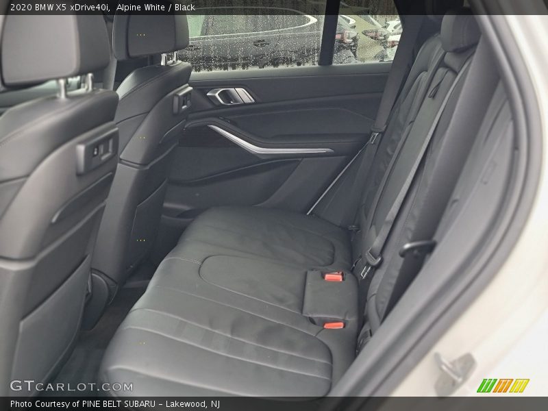 Alpine White / Black 2020 BMW X5 xDrive40i