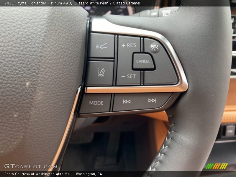  2021 Highlander Platinum AWD Steering Wheel