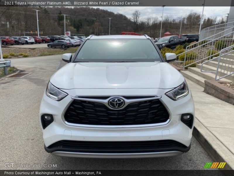 Blizzard White Pearl / Glazed Caramel 2021 Toyota Highlander Platinum AWD