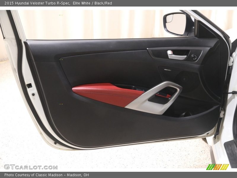 Elite White / Black/Red 2015 Hyundai Veloster Turbo R-Spec