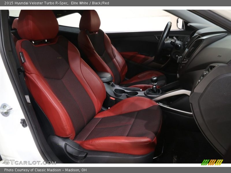 Front Seat of 2015 Veloster Turbo R-Spec