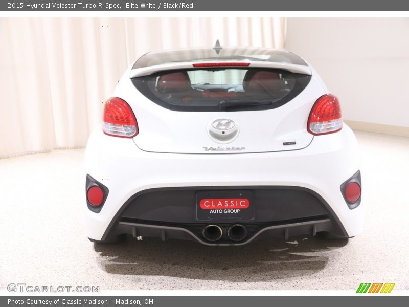 Elite White / Black/Red 2015 Hyundai Veloster Turbo R-Spec