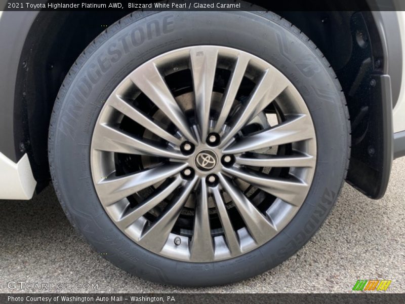  2021 Highlander Platinum AWD Wheel