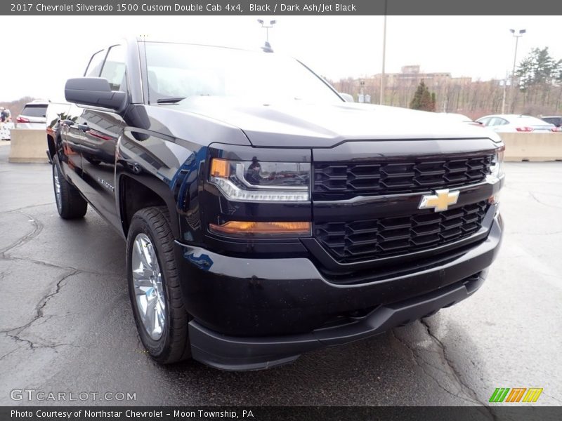 Black / Dark Ash/Jet Black 2017 Chevrolet Silverado 1500 Custom Double Cab 4x4