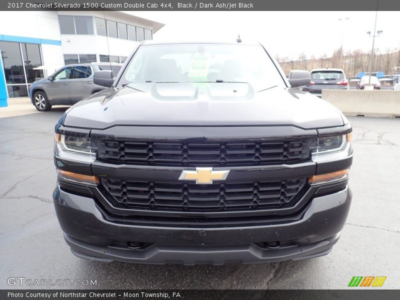 Black / Dark Ash/Jet Black 2017 Chevrolet Silverado 1500 Custom Double Cab 4x4