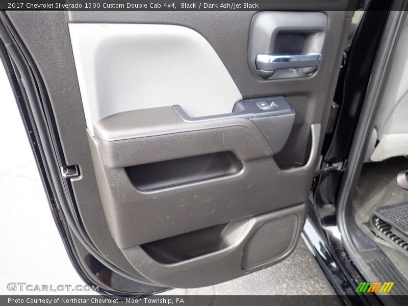Black / Dark Ash/Jet Black 2017 Chevrolet Silverado 1500 Custom Double Cab 4x4