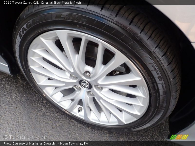 Celestial Silver Metallic / Ash 2019 Toyota Camry XLE
