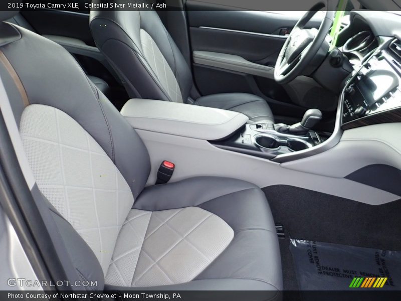 Celestial Silver Metallic / Ash 2019 Toyota Camry XLE