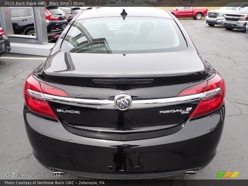 Black Onyx / Ebony 2015 Buick Regal AWD