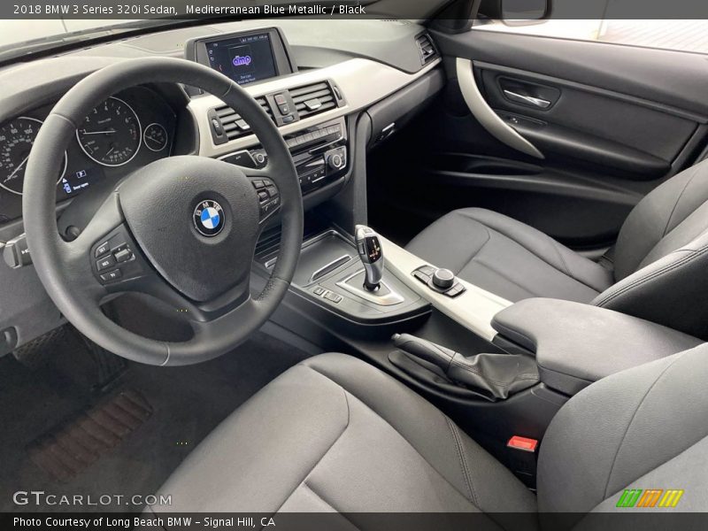 Mediterranean Blue Metallic / Black 2018 BMW 3 Series 320i Sedan
