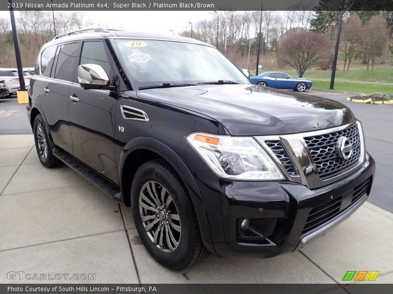 Front 3/4 View of 2019 Armada Platinum 4x4
